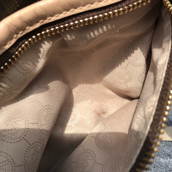 Michael Kors Cross Body 💼 - Picture 5 of 8